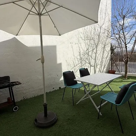 Hébergement de vacances Con Jacuzzi Y Chimenea, Fibra 600mbs Piedralaves