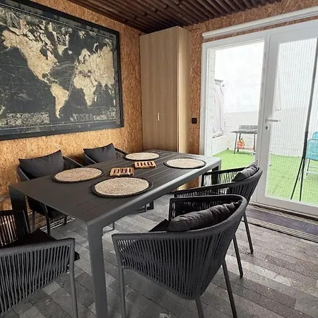 Hébergement de vacances Con Jacuzzi Y Chimenea, Fibra 600mbs Piedralaves