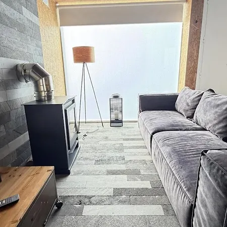 Con Jacuzzi Y Chimenea, Fibra 600mbs